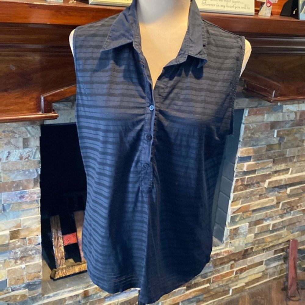 Stretchy Ribbed Button Down Top